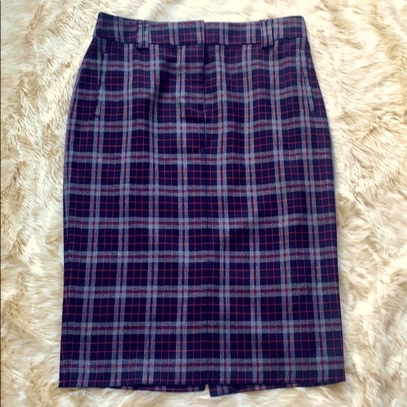 Marks & Spencer Blue Check Skirt in Sz: 8 (UK:12) - Picture 2 of 9
